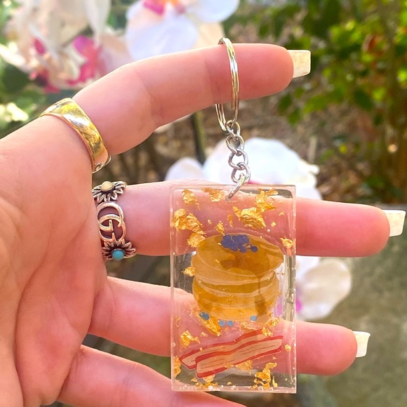Blueberry Pancakes & Bacon Breakfast Keychain Resin Art 🥞🫐 🥓 - Picture 8 of 13
